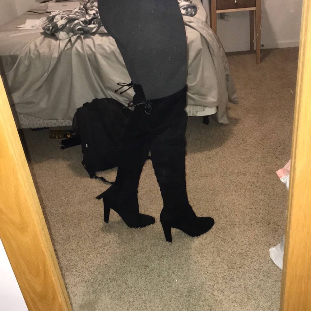 Heeled boots